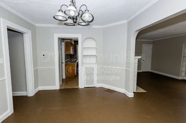 Building Photo - 3579 Riedham Rd