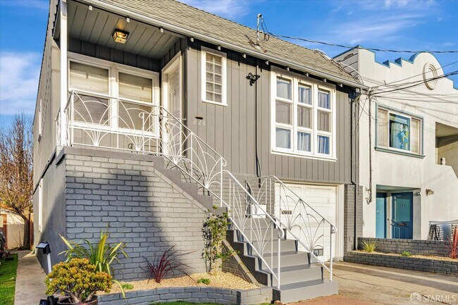 Building Photo - 228 Mastick Ave