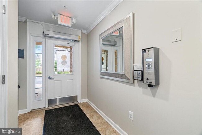 Building Photo - 6511 Walcott Ln