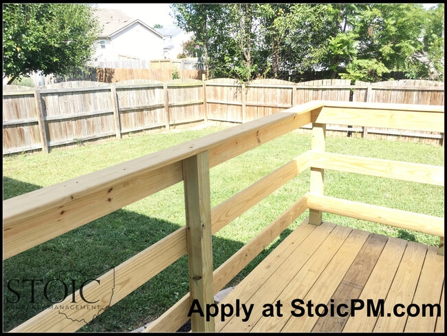 Building Photo - 2810 Raphael Dr