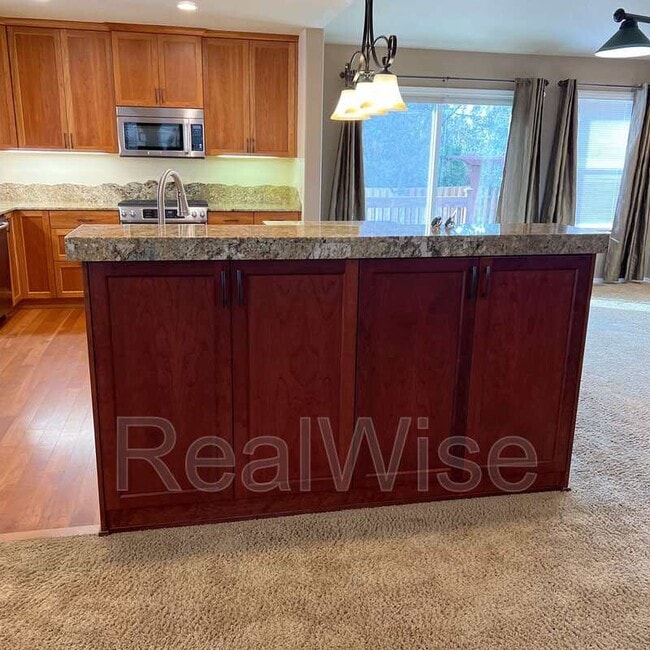 Building Photo - 2235 NW 15th St