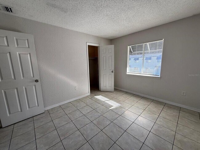 Building Photo - 4349 S Semoran Blvd