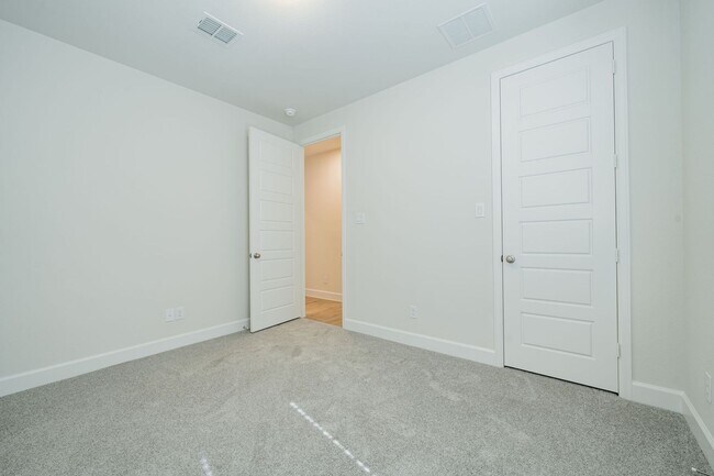 Building Photo - Welcome to Your brand new 3 bed 2 Bath Hom...