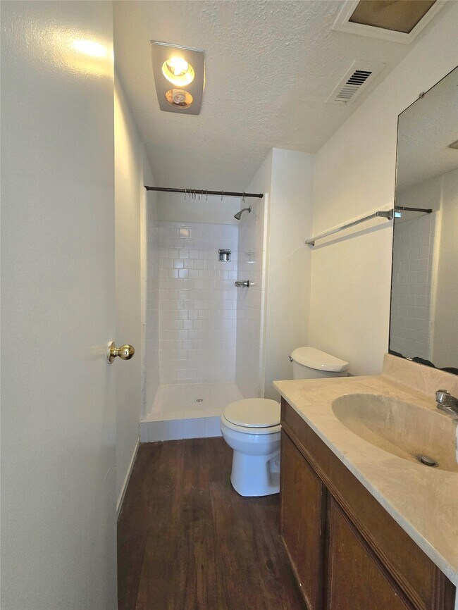 Building Photo - 7063 Chasewood Dr