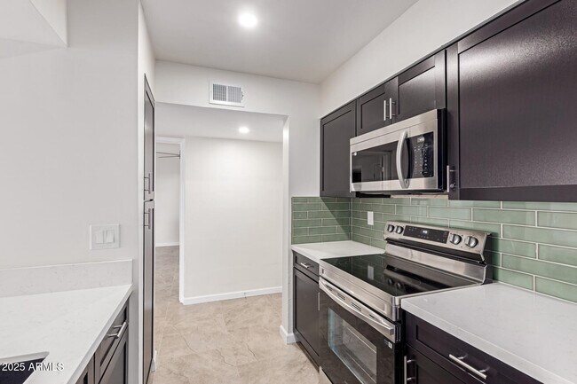 Building Photo - 3314 N 68th St