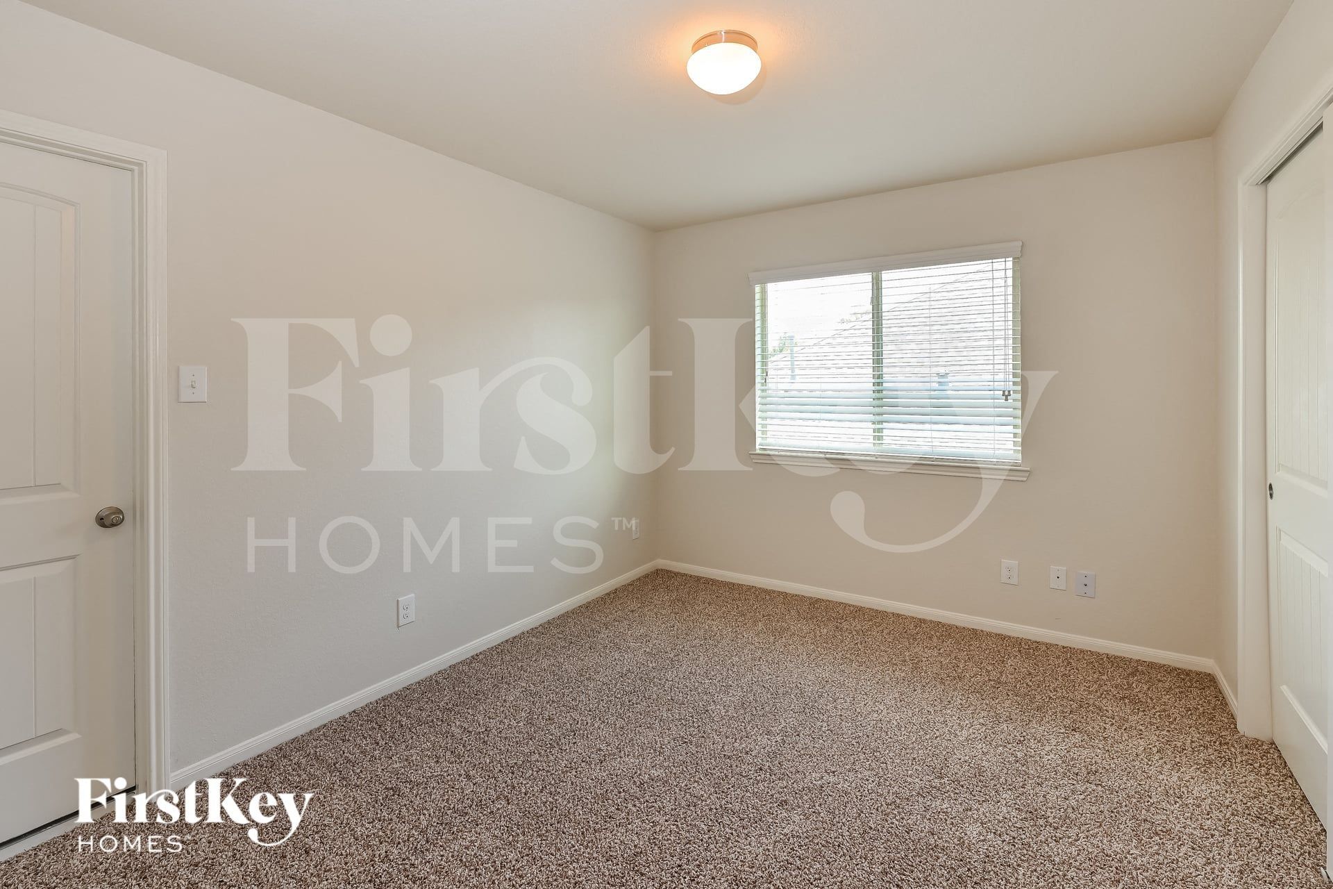 Building Photo - 30114 E Sapling Oaks Pl