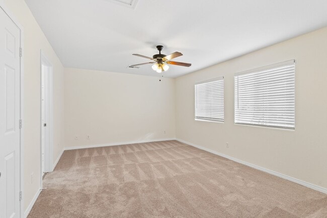 Building Photo - 7268 Vinca Rd