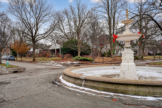 Building Photo - 1721 Woodruff Place Cross Dr