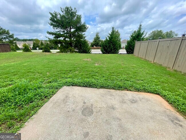 Building Photo - 112 Leland Ln