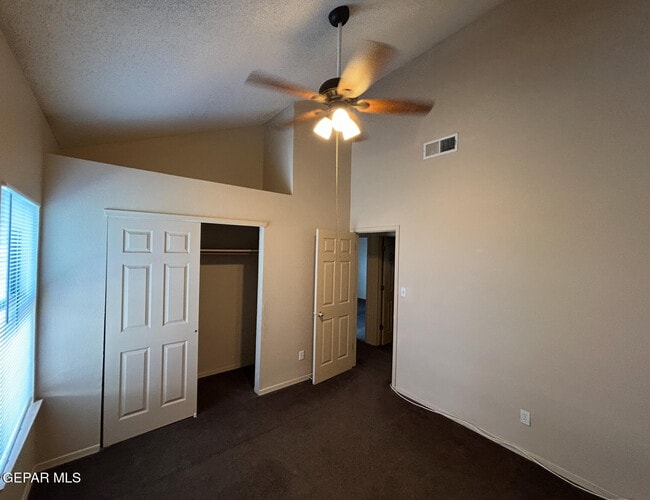 Building Photo - 1722 E Rio Grande Ave