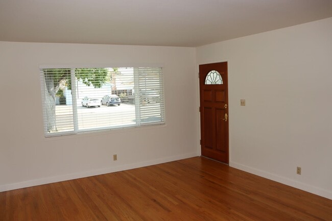 Building Photo - Cozy Ranch Style Home in the Heart of Campbell