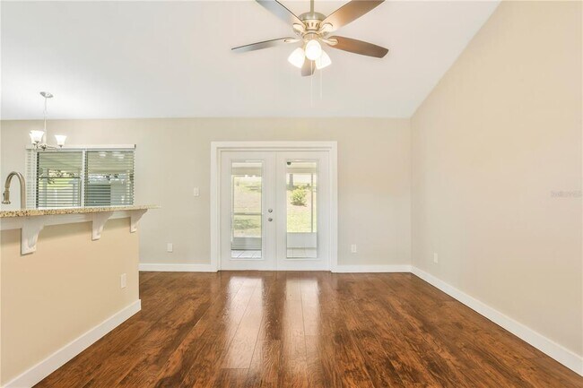 Building Photo - 15528 Hidden Lake Cir