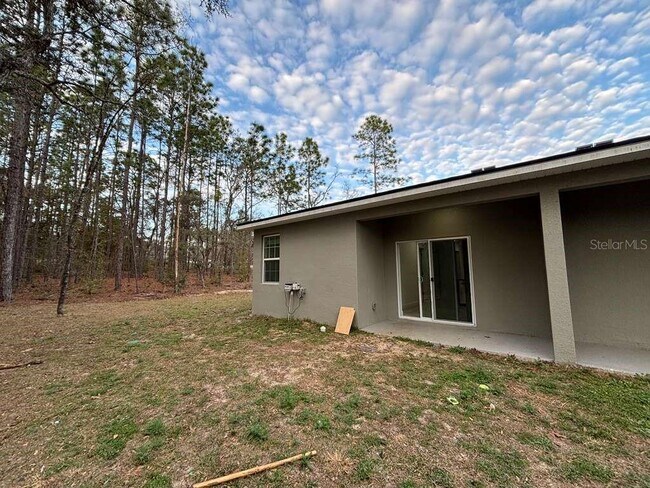 Building Photo - 9130 N Mendoza Way