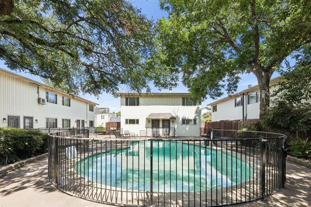 Building Photo - 4039 Cole Ave