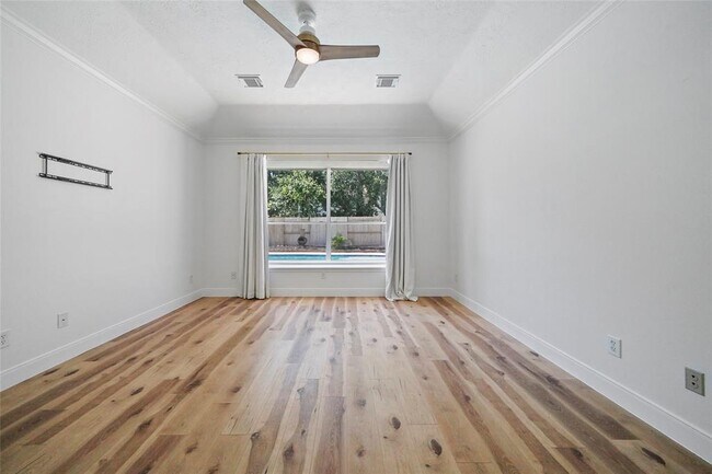 Building Photo - 6818 Amber Pine Ct