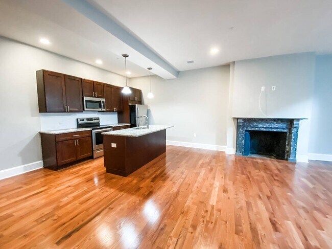 Building Photo - 1117 Walnut St