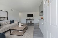 Building Photo - 34818 Starling Dr