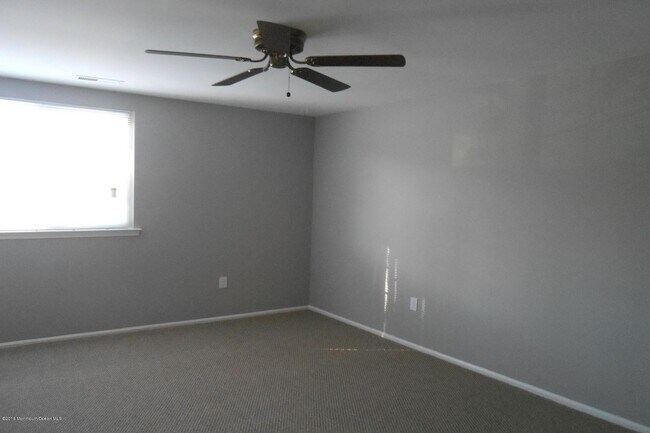 Building Photo - 112 Arrowwood Ct