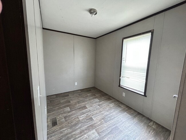 Building Photo - 2701 Van Wert Rd
