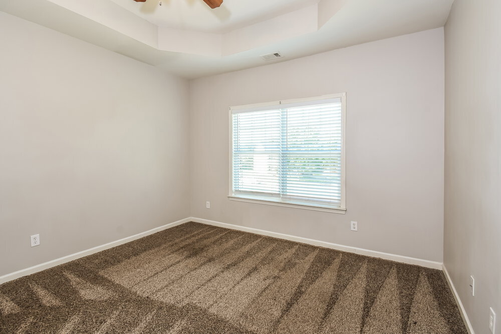 Building Photo - 204 Happy Trail