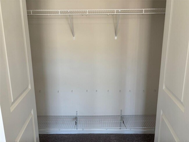 Building Photo - 3667 Hidden Valley Cir