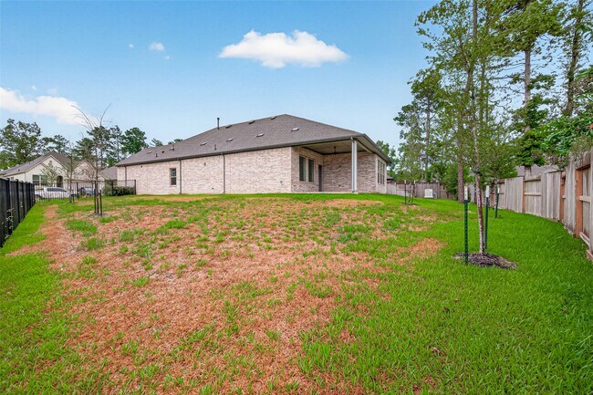 Building Photo - 453 Embden Rim Dr
