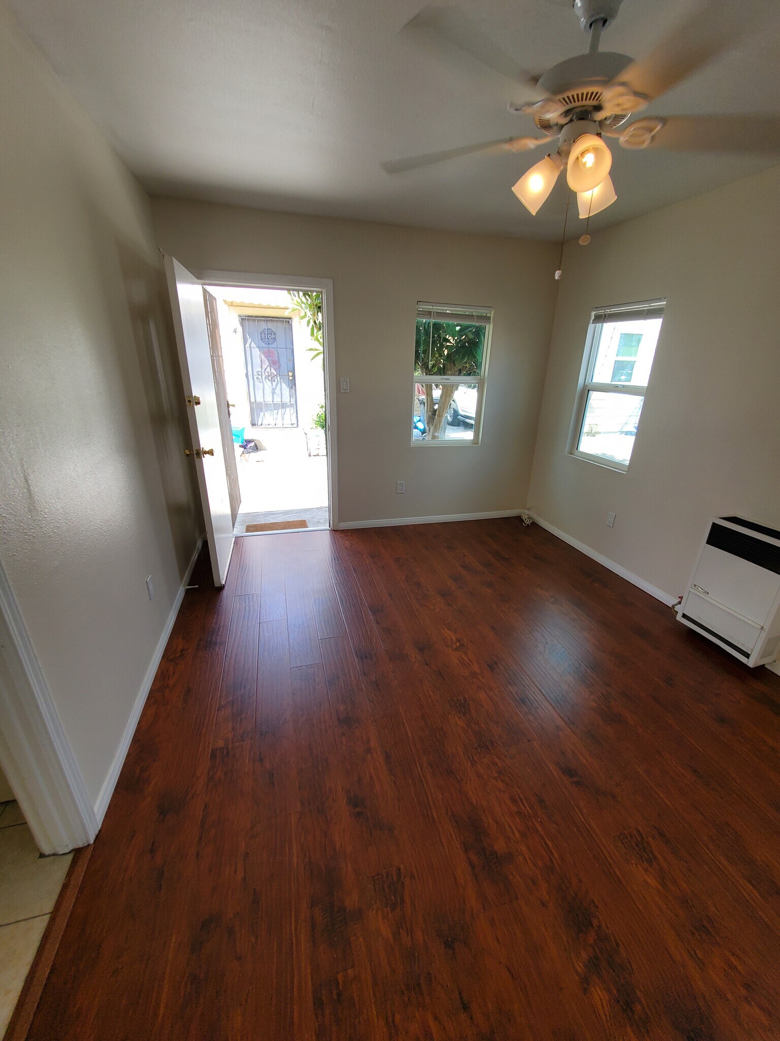 Main room - 13108 S Vermont Ave