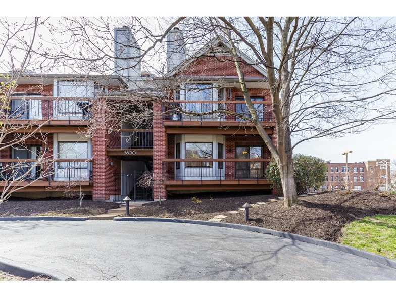 Building Photo - 5600 Waterman Blvd