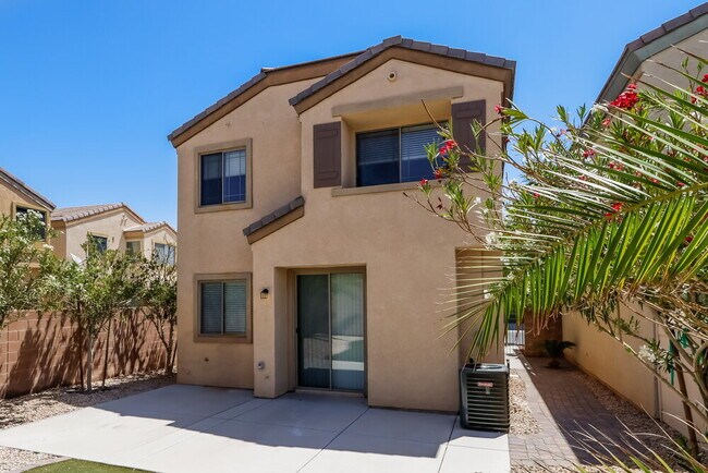 Building Photo - 7543 Holiday Hills St