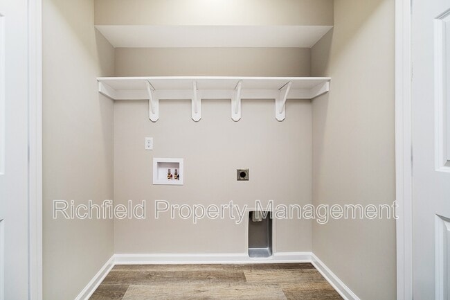 Building Photo - 7280 W Reformatory Rd