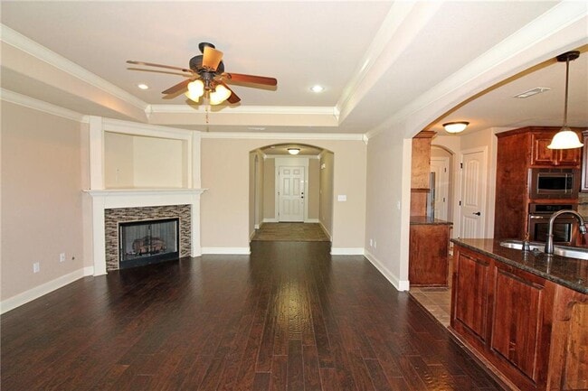 Building Photo - 3108 SW Oakleigh Rd