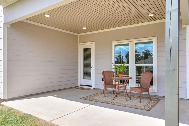 Building Photo - 7355 U.S. Hwy 280 W