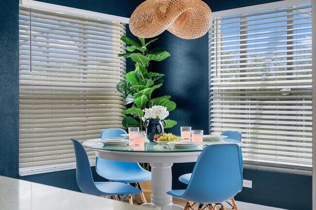 Building Photo - 612 Highgate Park Blvd