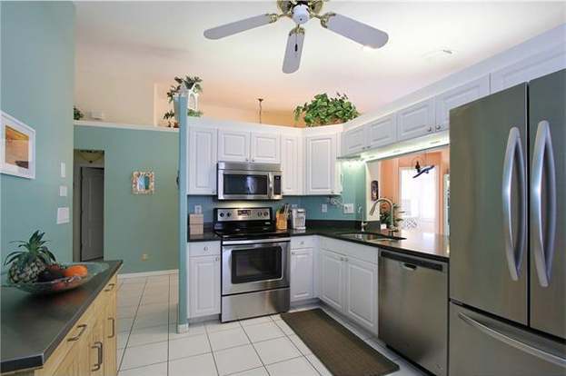 Building Photo - 15035 Sterling Oaks Dr
