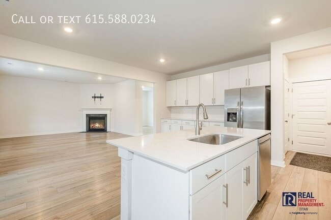 Building Photo - 1021 Ewell Farm Dr