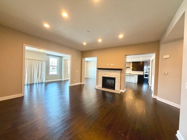 Building Photo - 3907 Nannyberry St