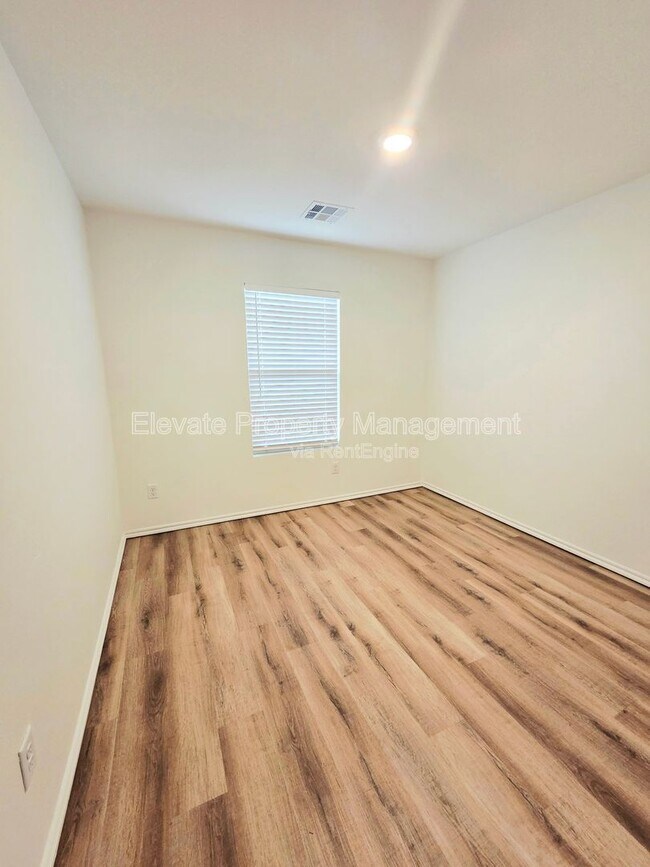 Building Photo - 3805 Palmetto Bluff Dr