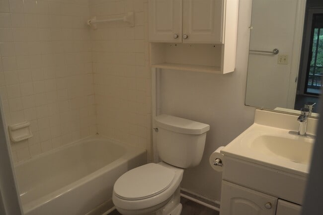 Building Photo - 3561 Sedona Loop