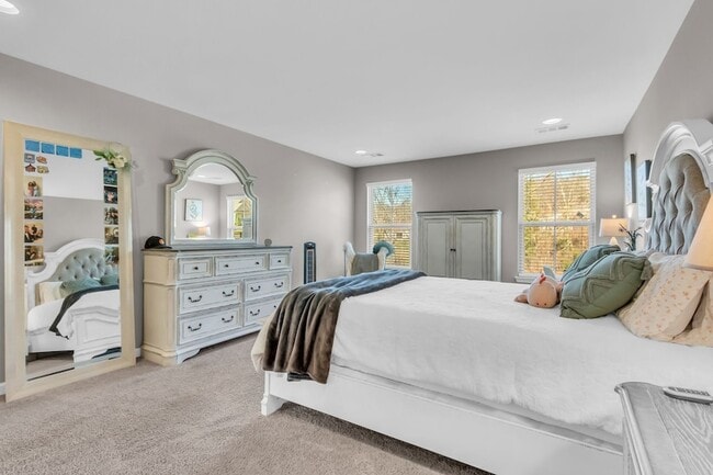 Building Photo - 6930 Wellsford Ln