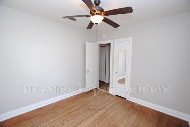 Building Photo - 2065 Camden Ave