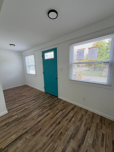 Building Photo - 2600 Pierce St