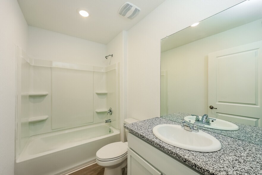 Building Photo - 12110 Zoeller Cor