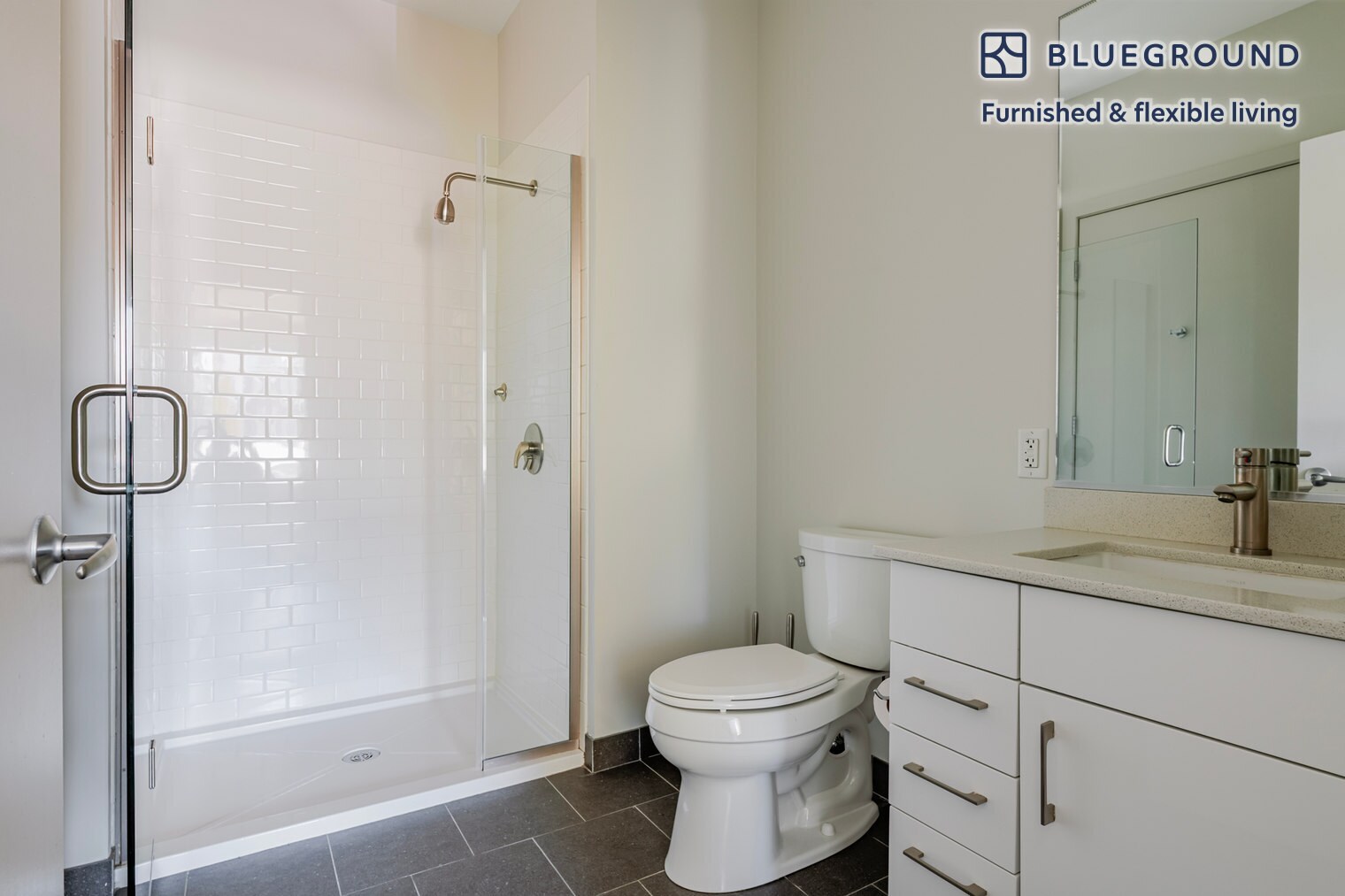 Building Photo - 240 Sidney St