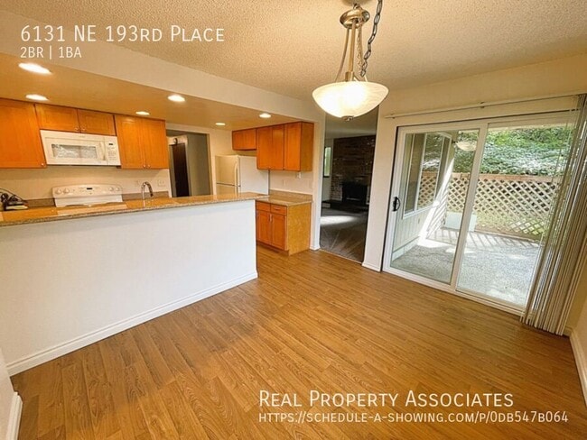 Building Photo - 6131 NE 193rd Pl