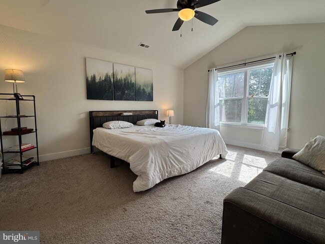 Building Photo - 233A Church St