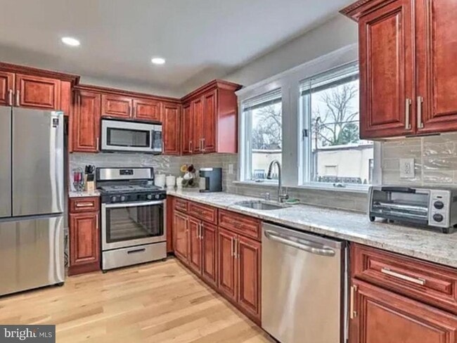 Building Photo - 506 Atlantic Ave