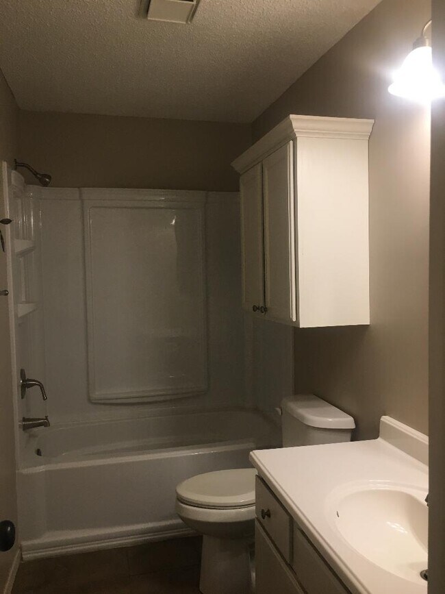 Bathroom - 103 Bean St
