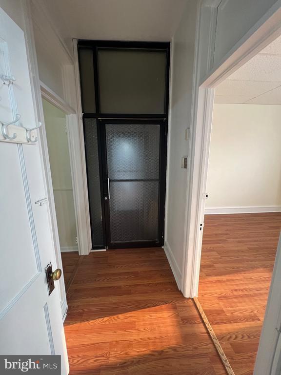 Building Photo - 7979 Oxford Ave