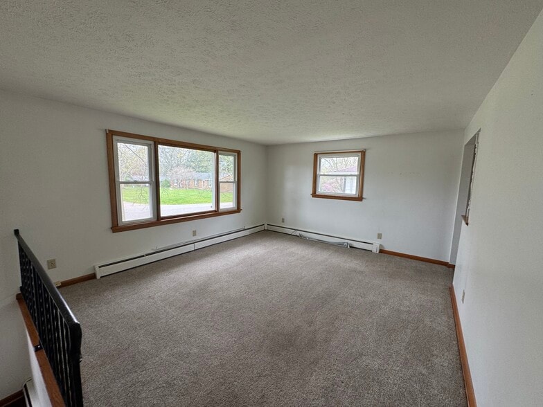 Building Photo - 2224 Tennyson St NW