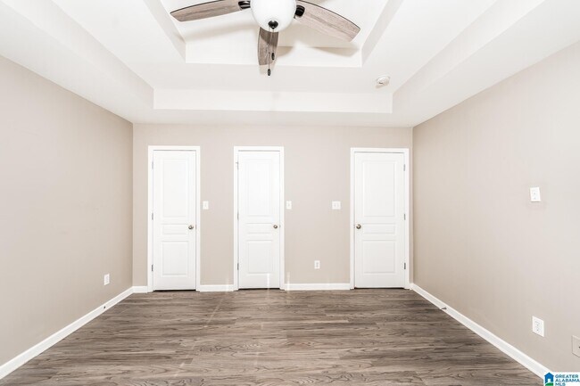 Building Photo - 865 Moonlite Dr